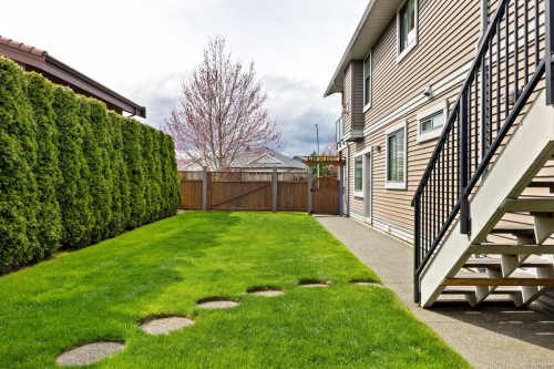 2403 Tiger Moth Pl, Comox, BC 