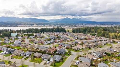 2403 Tiger Moth Pl, Comox, BC 