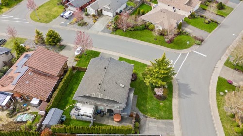 2403 Tiger Moth Pl, Comox, BC 