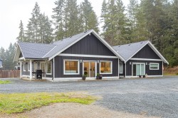 1119 Bellevue Rd Parksville, BC V9P 2C1