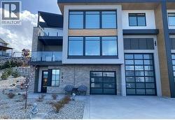 547 Hawes Court Kelowna, BC V1W 5C5