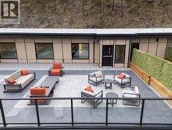 Common Area Rooftop Patio - 
