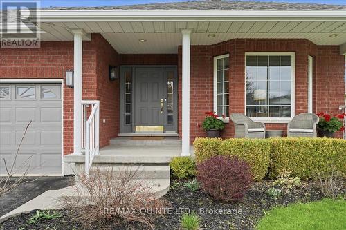 46 LAKE BREEZE COURT  Prince Edward County (Wellington Ward), ON K0K 3L0