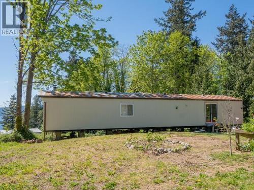 8981 Highway 101, Powell River, BC - Outdoor