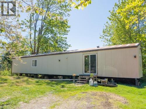 8981 Highway 101, Powell River, BC - Outdoor