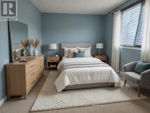 15 Gees Way, Cambridge, ON - Indoor Photo Showing Bedroom