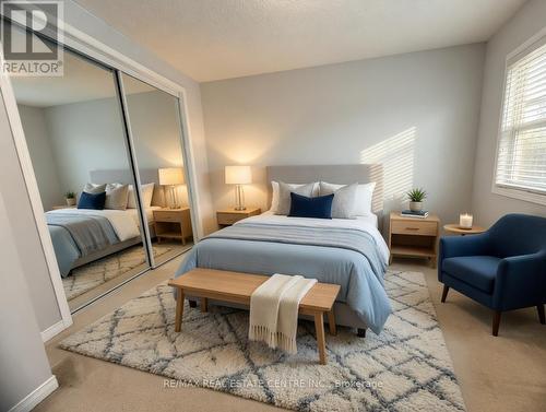 15 Gees Way, Cambridge, ON - Indoor Photo Showing Bedroom