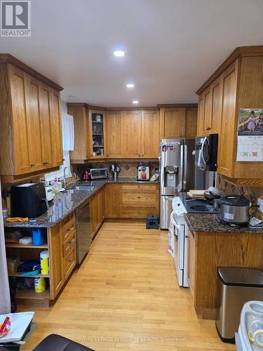 63 Topley Crescent, Ottawa, ON - Indoor Photo Showing Kitchen With Double Sink