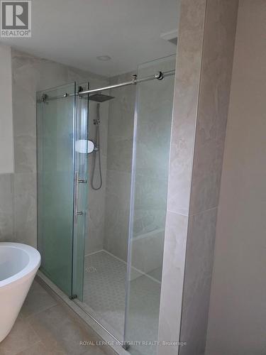 63 Topley Crescent, Ottawa, ON - Indoor Photo Showing Bathroom