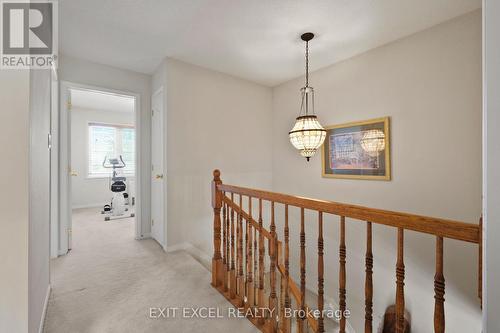 67 Hawktree, Ottawa, ON - Indoor Photo Showing Other Room