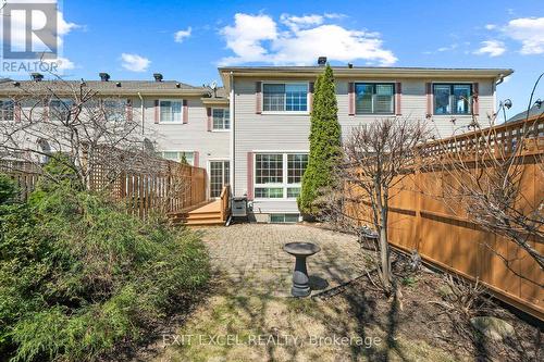 67 Hawktree, Ottawa, ON - Outdoor