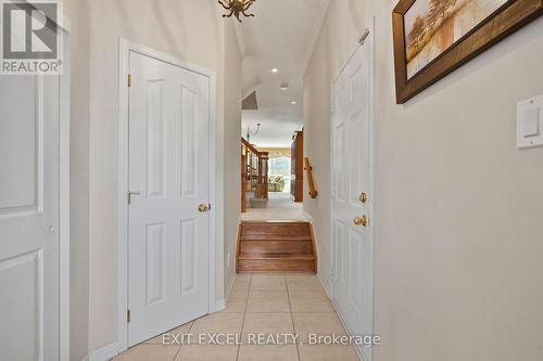 67 Hawktree, Ottawa, ON - Indoor Photo Showing Other Room