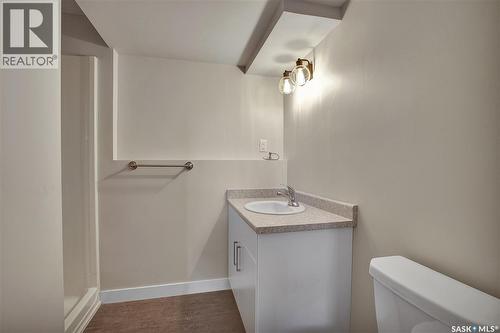 3339 Fairlight Drive, Saskatoon, SK - Indoor Photo Showing Bathroom