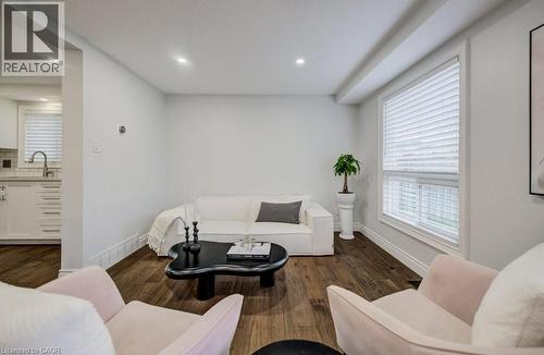 255 Highbrook Crescent, Kitchener, ON - Indoor