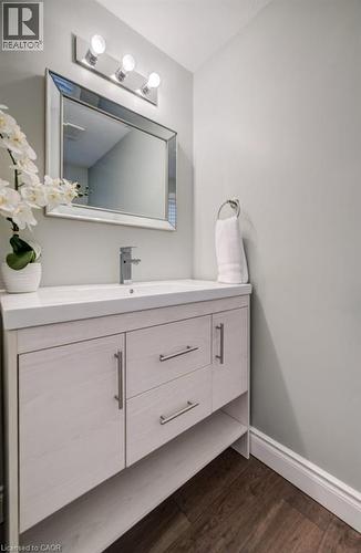 2 pc on main floor - 255 Highbrook Crescent, Kitchener, ON - Indoor Photo Showing Bathroom