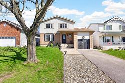 3 KEATES PLACE Kingston (Rideau), ON K7K 7A2