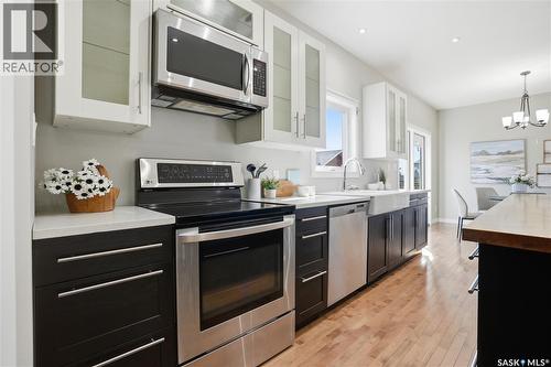 210 Padget Crescent, Saskatoon, SK - Indoor Photo Showing Kitchen