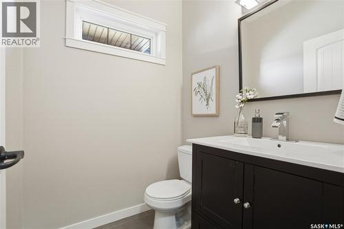 210 Padget Crescent, Saskatoon, SK - Indoor Photo Showing Bathroom