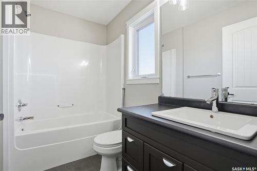 210 Padget Crescent, Saskatoon, SK - Indoor Photo Showing Bathroom