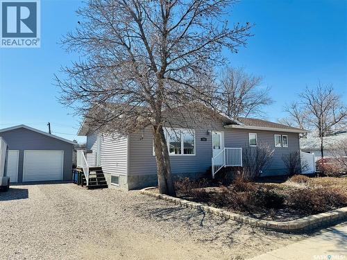 218 5Th Avenue E, Biggar, SK - Outdoor