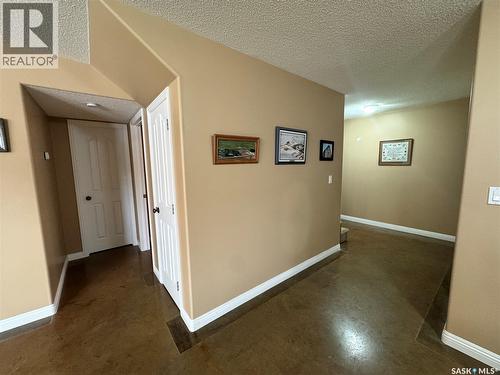 218 5Th Avenue E, Biggar, SK - Indoor Photo Showing Other Room