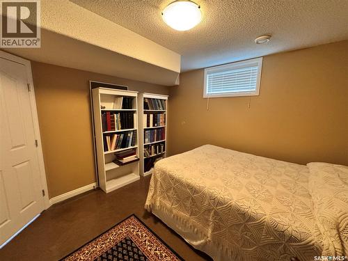 218 5Th Avenue E, Biggar, SK - Indoor Photo Showing Bedroom