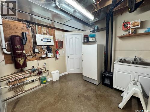 218 5Th Avenue E, Biggar, SK - Indoor Photo Showing Basement