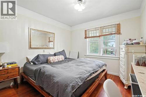 1009 Mcpherson Avenue, Saskatoon, SK - Indoor Photo Showing Bedroom