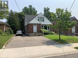 31 BERKLEY Road Unit# 3 Cambridge, ON N1S 3G4