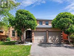 1626 HERITAGE WAY Oakville, ON L6M 2Z4