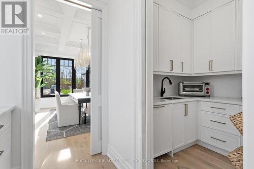 7 Campview Road, Hamilton, ON - Indoor Photo Showing Dining Room