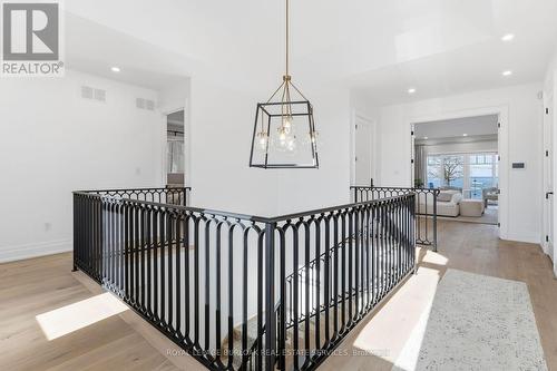 7 Campview Road, Hamilton, ON - Indoor
