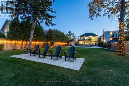 7 Campview Road, Hamilton, ON - Outdoor With In Ground Pool
