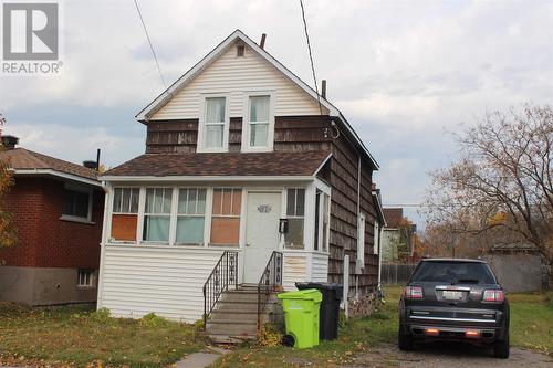 97 St Georges AVE  Sault Ste. Marie, ON P6B 1X1