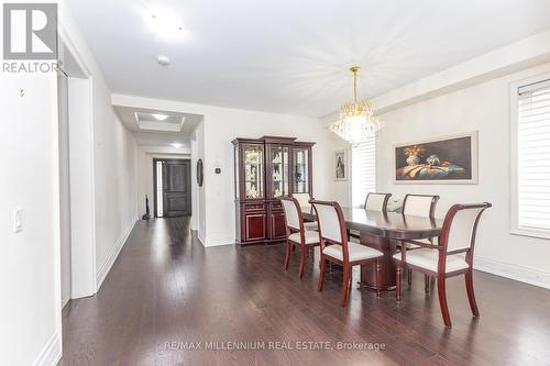 11 Algoma Drive, Vaughan, ON - Indoor Photo Showing Dining Room