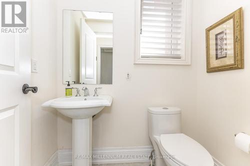 11 Algoma Drive, Vaughan, ON - Indoor Photo Showing Bathroom