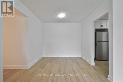 1488 Swanage Crescent Sw, Mississauga, ON - Indoor Photo Showing Other Room