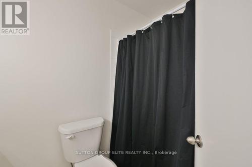 1488 Swanage Crescent Sw, Mississauga, ON - Indoor Photo Showing Bathroom