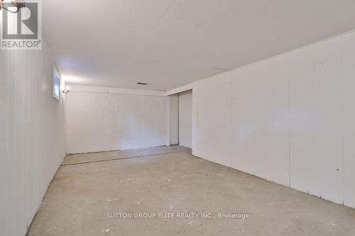 1488 Swanage Crescent Sw, Mississauga, ON - Indoor Photo Showing Other Room