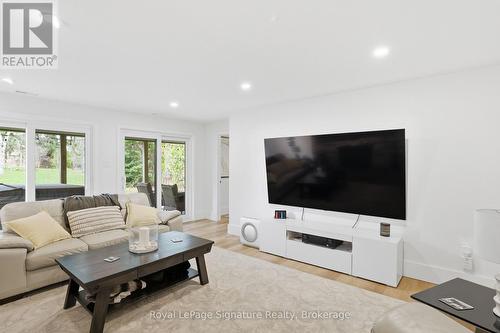 98 Moore Crescent, Blue Mountains, ON 