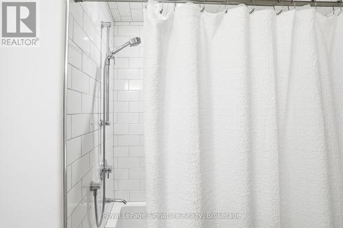 98 Moore Crescent, Blue Mountains, ON 