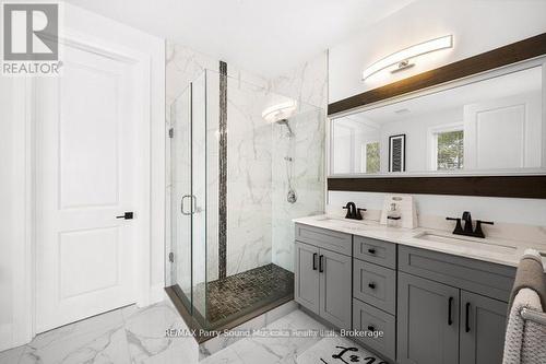 Ensuit - 730 124 Highway, Mckellar, ON - Indoor Photo Showing Bathroom