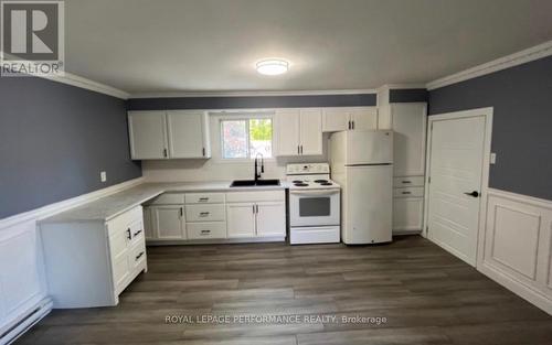 upstairs - 301 Third Street W, Cornwall, ON - Indoor Photo Showing Kitchen