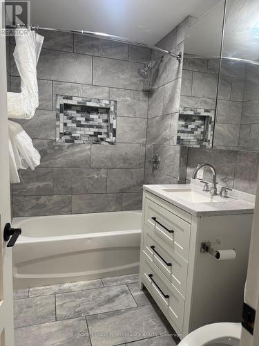 upstairs - 301 Third Street W, Cornwall, ON - Indoor Photo Showing Bathroom