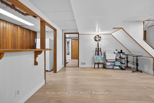 419 East 42Nd Street, Hamilton, ON - Indoor Photo Showing Other Room