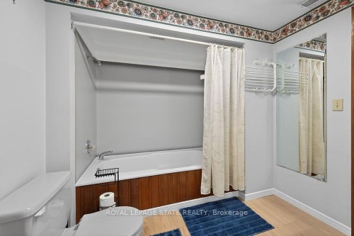 419 East 42Nd Street, Hamilton, ON - Indoor