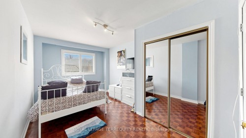 2526 Kingsberry Crescent, Mississauga, ON 