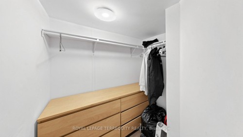 2526 Kingsberry Crescent, Mississauga, ON 