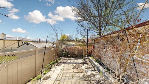 2526 Kingsberry Crescent, Mississauga, ON 