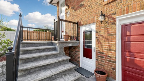 2526 Kingsberry Crescent, Mississauga, ON 